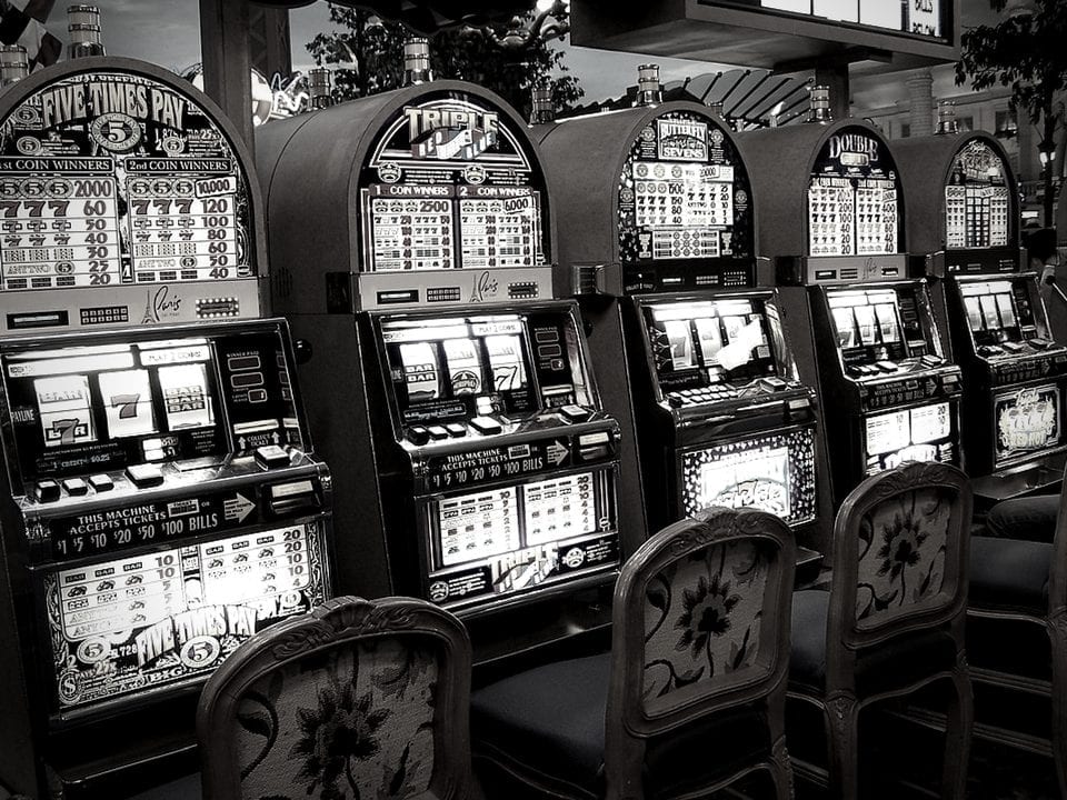 Machines à sous avec petits jackpots