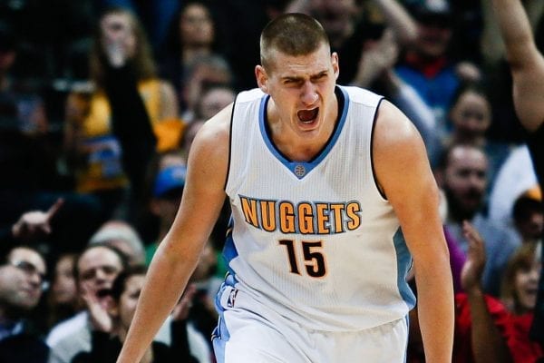 Nikola Jokic en pleine colère pendant un match de NBA